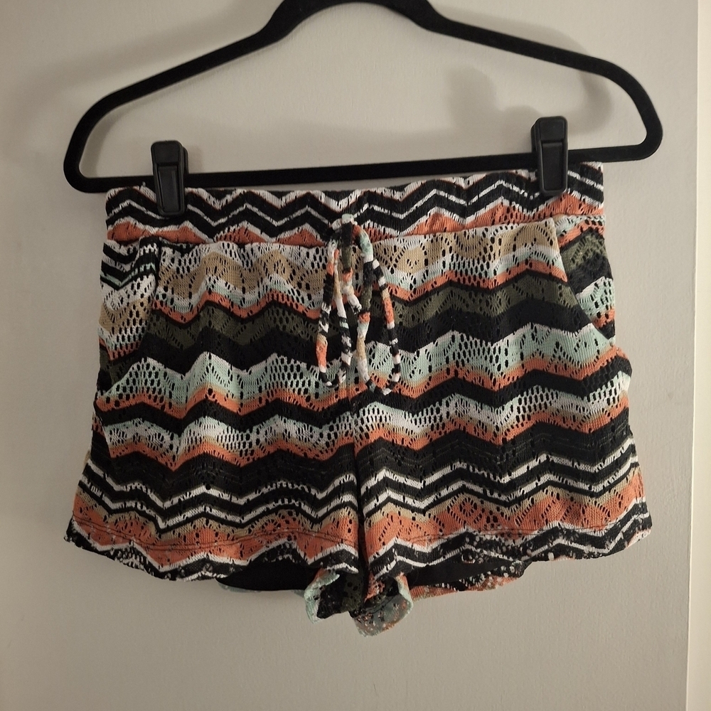 BeBop Women's Multicolor Chevron Crochet Knit Shorts